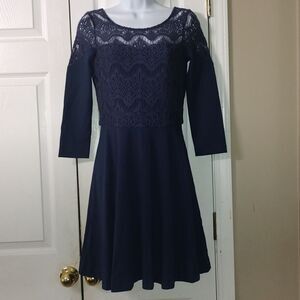 Lilly Pulitzer navy lace skater 3/4 long sleeve crochet upper dress Sz 6